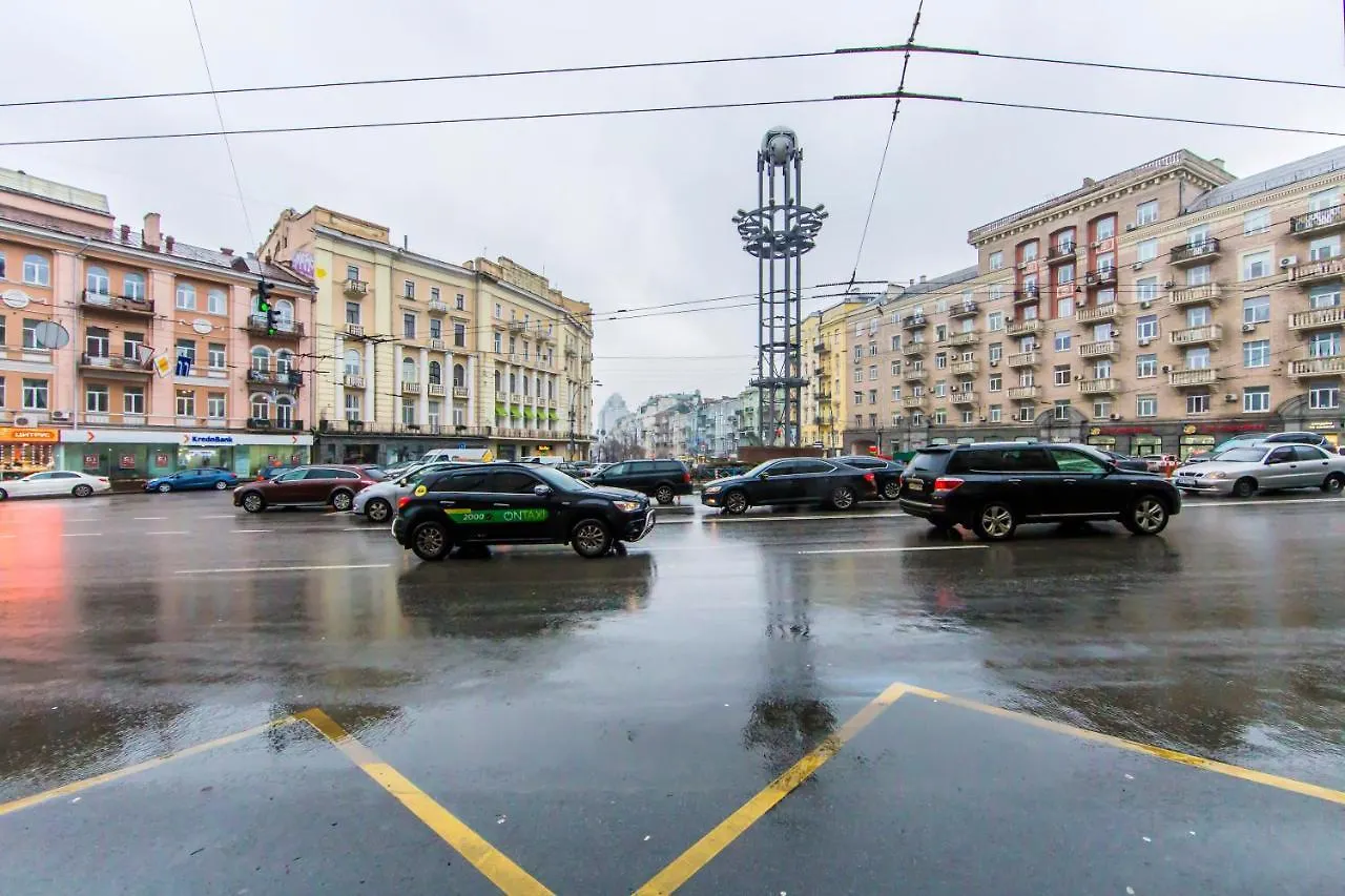 Lev Tolstoy Apartments Киев