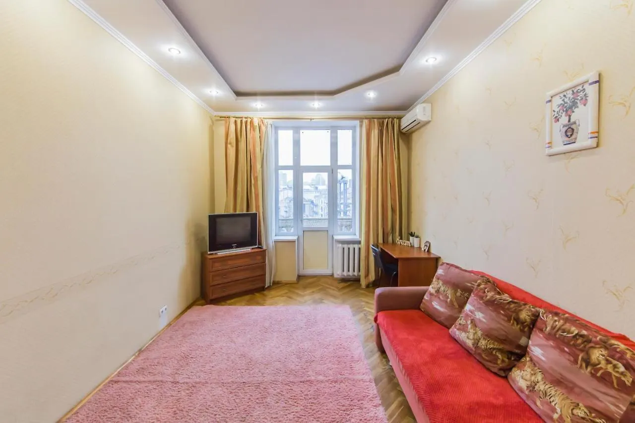 Lev Tolstoy Apartments Киев