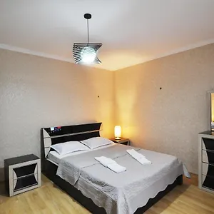 https://happy-family-house.alltbilisihotels.com